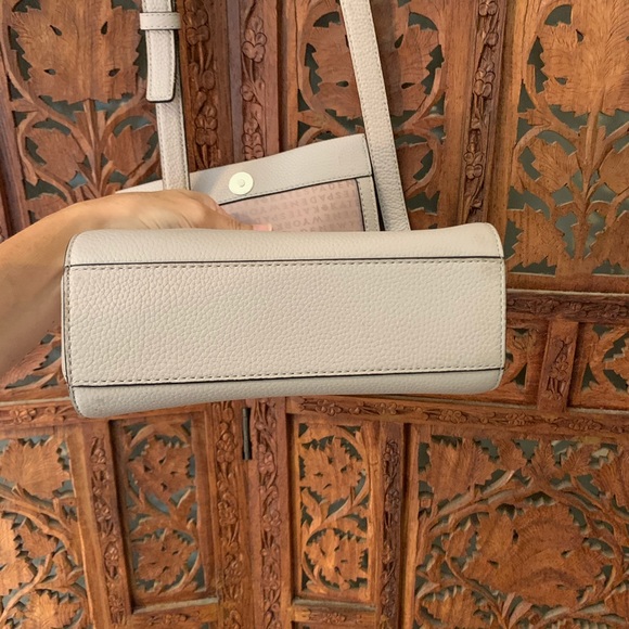 NWOT Kate Spade pebble crossbody - Picture 8 of 13